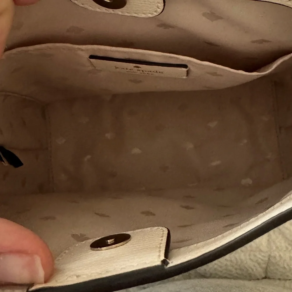 Kate Spade Cream Shoulder Bag with Multicolor Studs - Picture 4 of 5